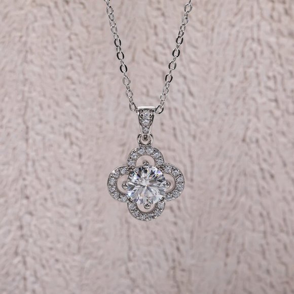 Certified 1ct. t.w. Moissanite Diamond Clover Halo Pendant Necklace NEW - Picture 5 of 14